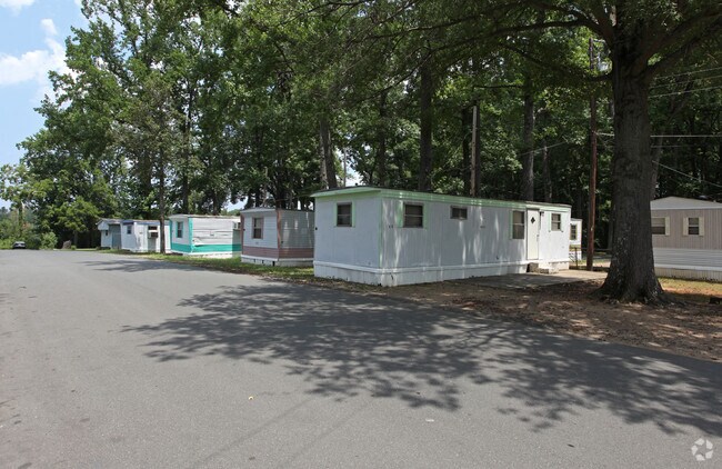 Primary Photo - 400 Lambeth Dr