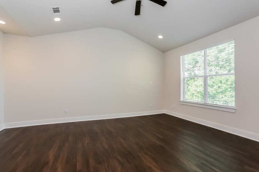 Building Photo - 1213 Cedarpost Tree Springs Pl