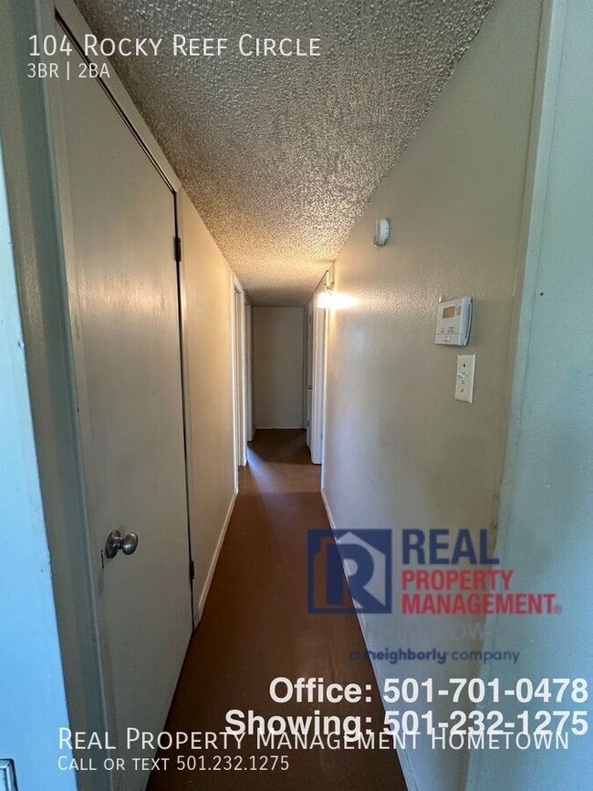 Building Photo - 104 Rockyreef Cir