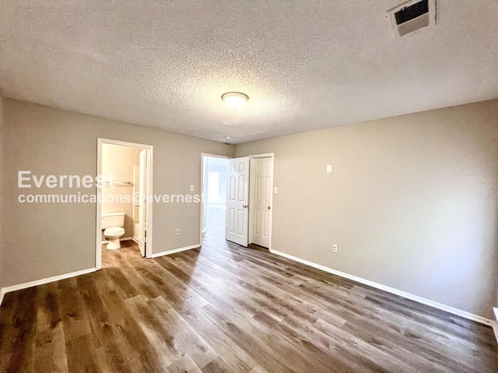 Building Photo - 7594 Iris Dr