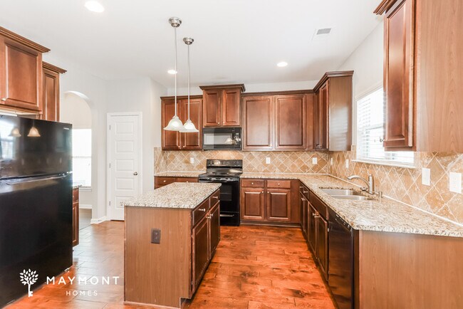 Building Photo - Charming 4 Bedroom Home in Augusta