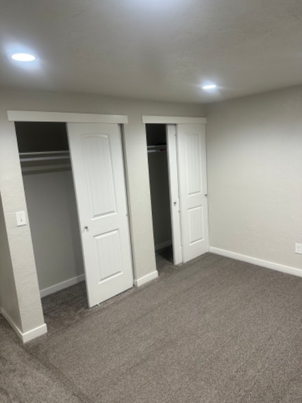 Building Photo - 3306 N Fairfield Rd