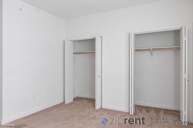 Building Photo - 2 br, 2.5 bath Townhome - 7805 Cooper Lane...