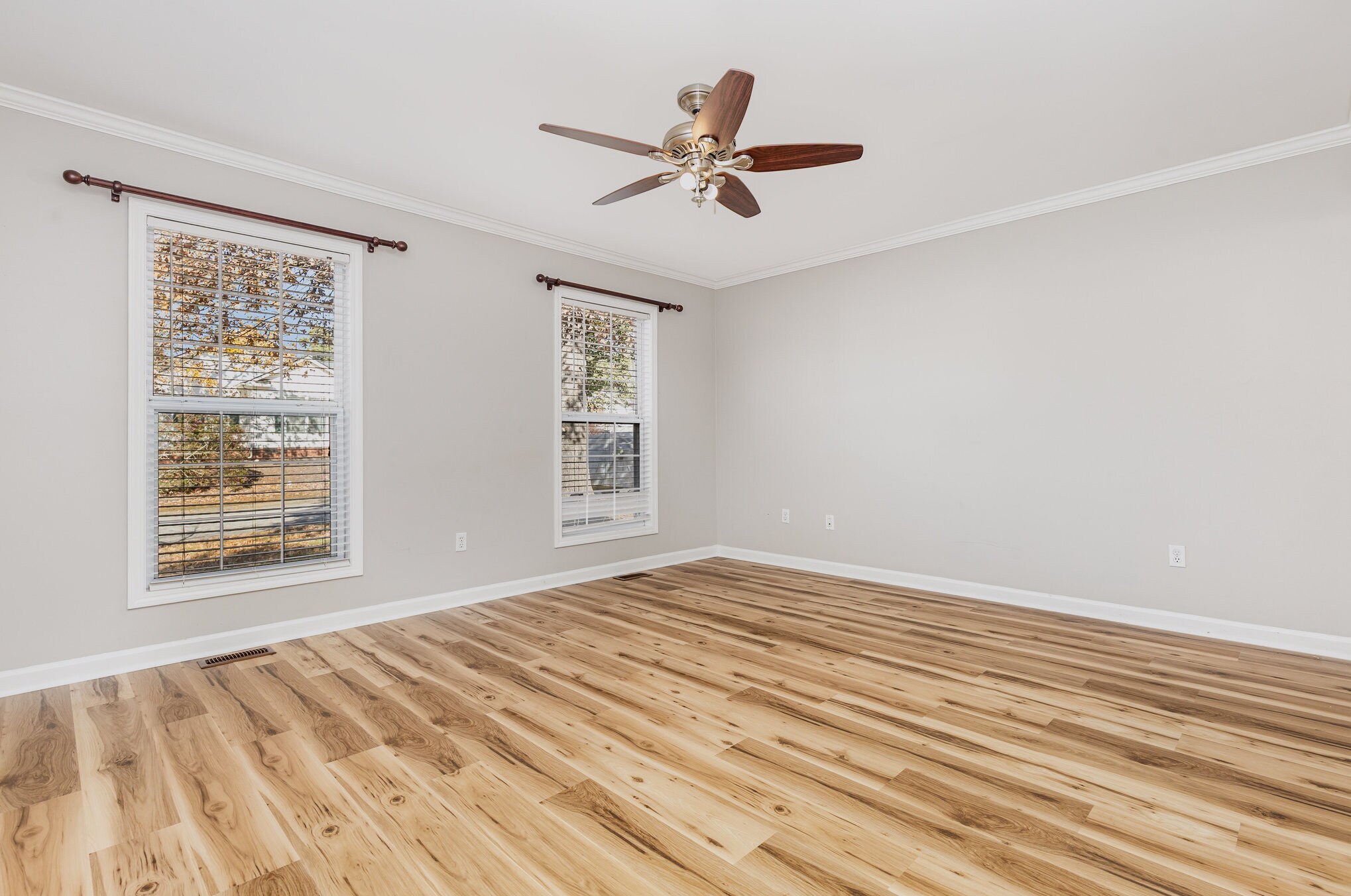 Building Photo - 120 Braxberry Way