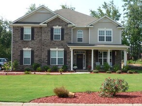Building Photo - Columbia County 5 bedroom - Pool Community