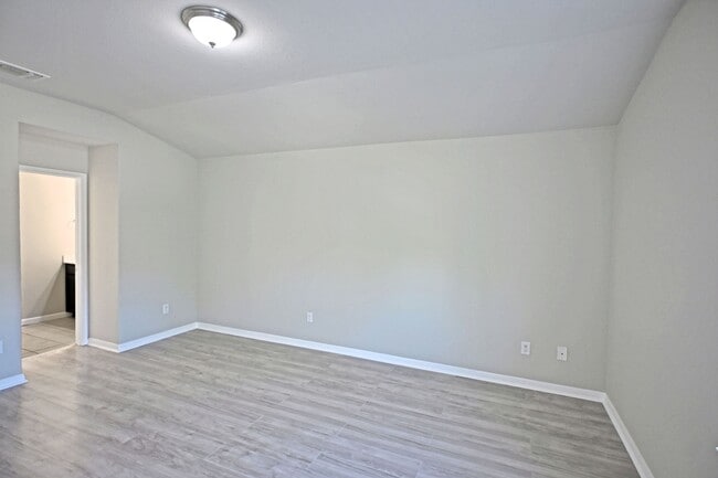 Building Photo - 2510 Diamondback Trail