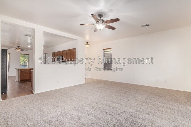 Building Photo - 45305 Balboa Dr