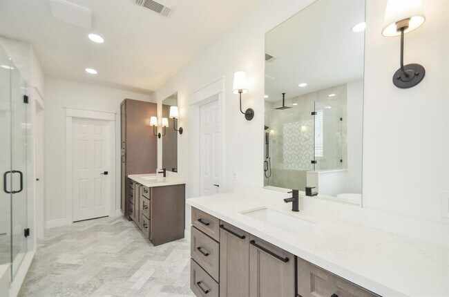 Building Photo - 21527 Black Opal Ln