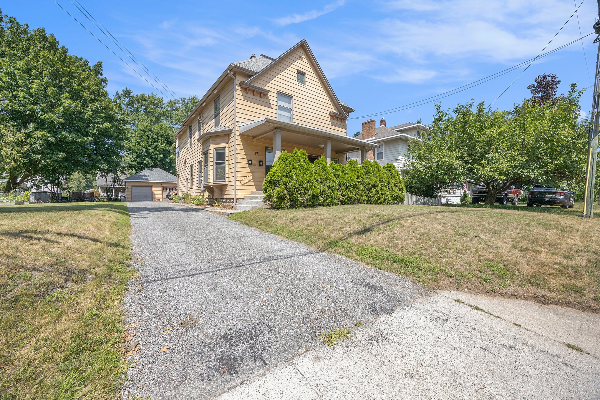 Building Photo - 3271 Coit Ave NE