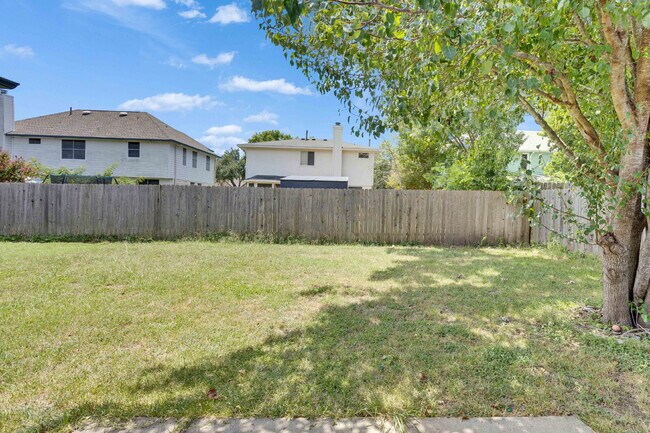 Building Photo - $250 Concession on First full months rent!...