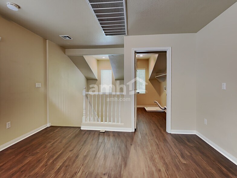 Building Photo - 8164 Golden Flowers St