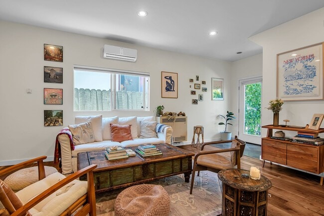 Building Photo - 2411-2413 Ocean Ave