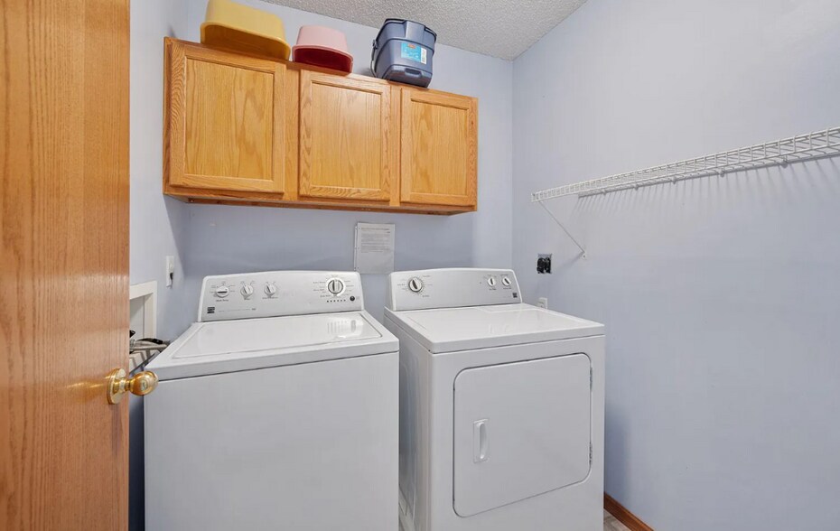 washer/dryer combo - 12476 43rd St NE