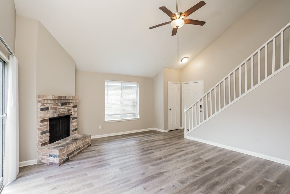 Building Photo - 5907 Beaconridge Dr