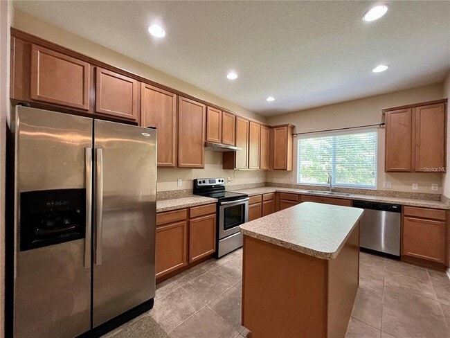 Building Photo - 5552 Rutherford Pl