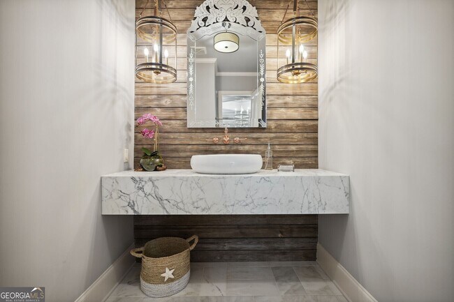 Building Photo - 1930 Northside Dr NW