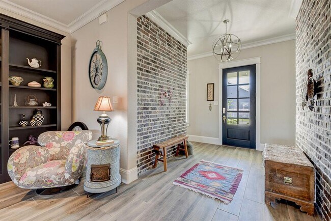 Building Photo - 2339 Pale Star Dr
