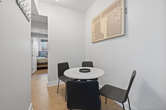 Building Photo - 20 Tuers Ave