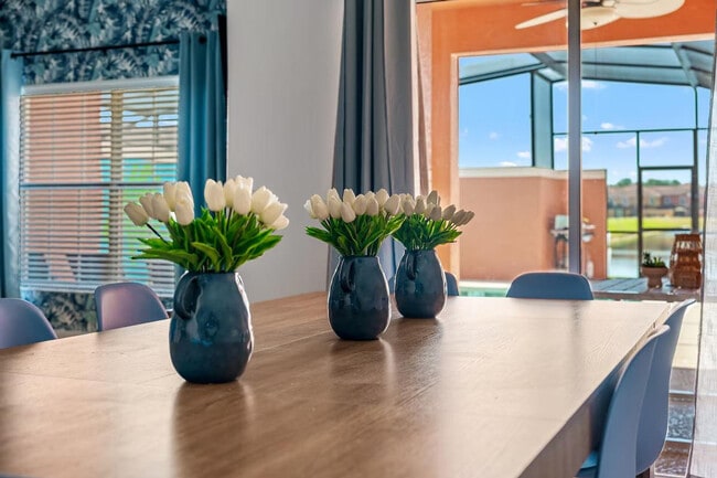 Building Photo - 8928 Cuban Palm Rd