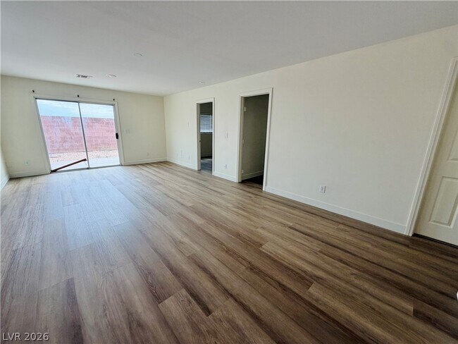Building Photo - 8688 Mesquite Hills St