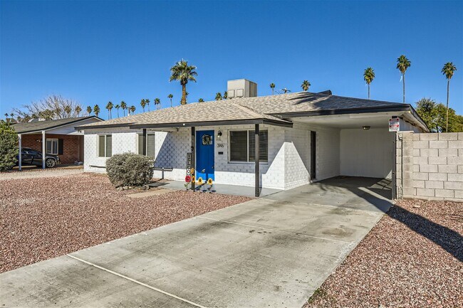 Large driveway and carport - 3146 E Flower St