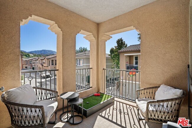 Building Photo - 17969 Lost Canyon Rd