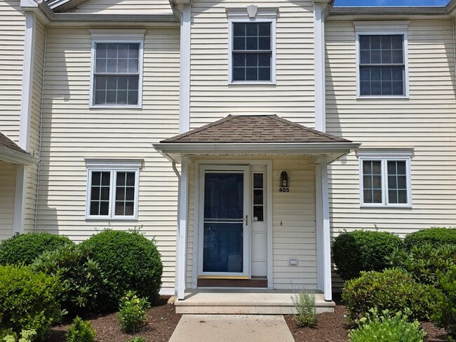 Primary Photo - 148 Mathewson St