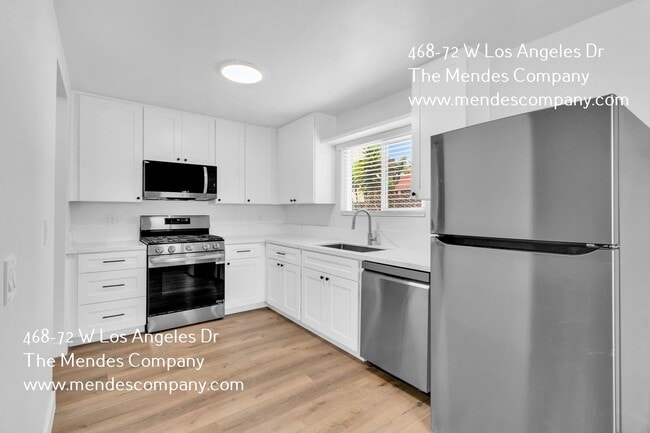 Building Photo - 468-72 W Los Angeles Dr