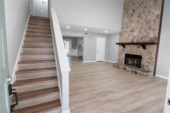 Building Photo - 5145 Paisley Ct NW