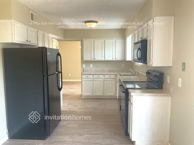 Building Photo - 4562 Hickory Forest Dr NW