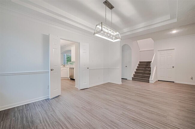 Building Photo - 2118 Westover Park Cir