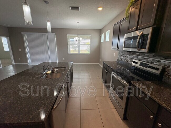 Building Photo - 31818 Tansy Bnd