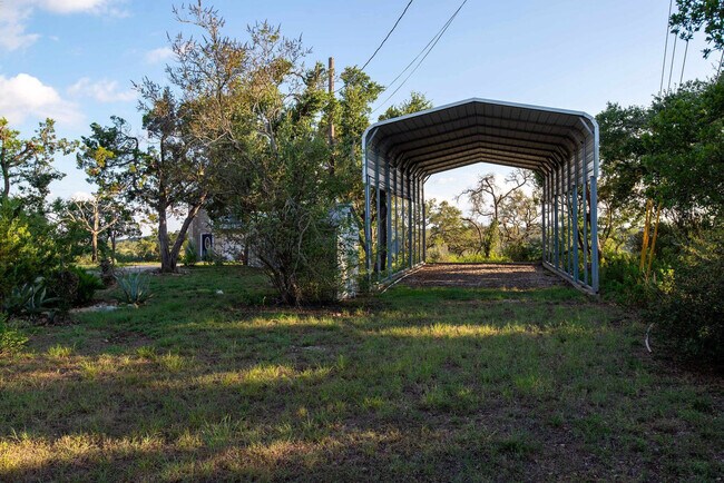 Building Photo - 461 Naked Indian Trail