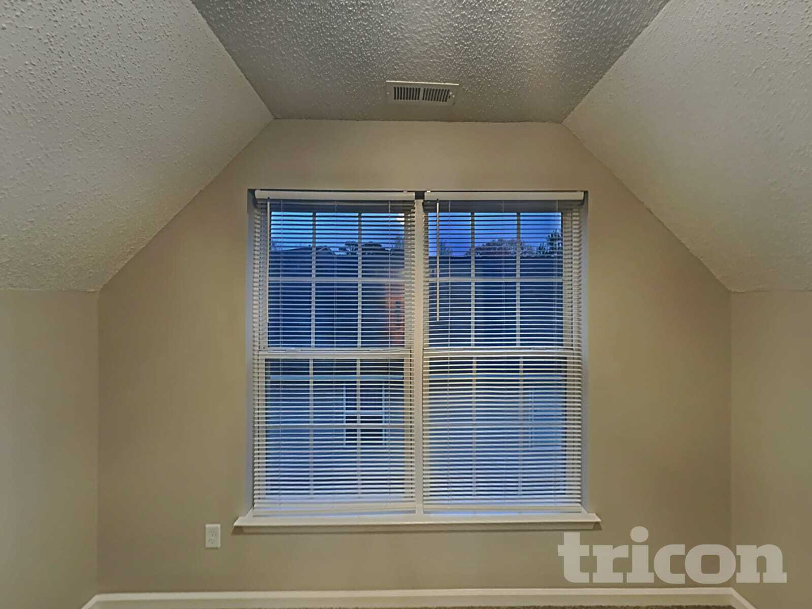 Building Photo - 3325 Alderknoll Ct