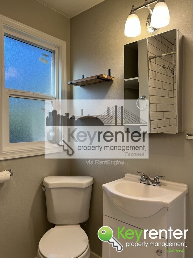 Building Photo - 348 Harvard Ave