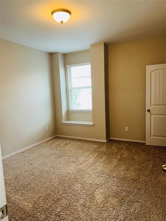 Building Photo - 105 Caribou Crossing