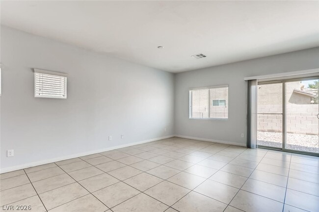 Building Photo - 6828 Majestic Palm Dr