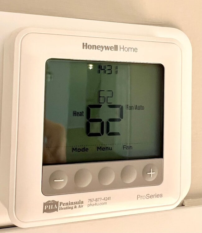 Building Photo - ***Waterfront Condo W/S/T INCLUDED!