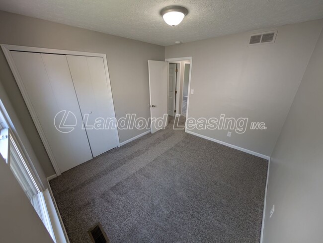 Building Photo - Charming 3-Bedroom Ranch with New Kitchen ...