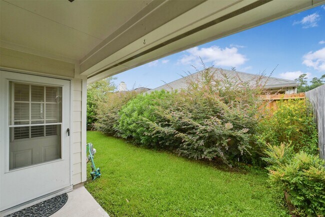 Building Photo - 15911 Pleasant Green Cir
