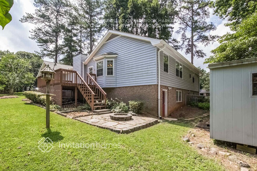 Building Photo - 672 Bankshire Dr