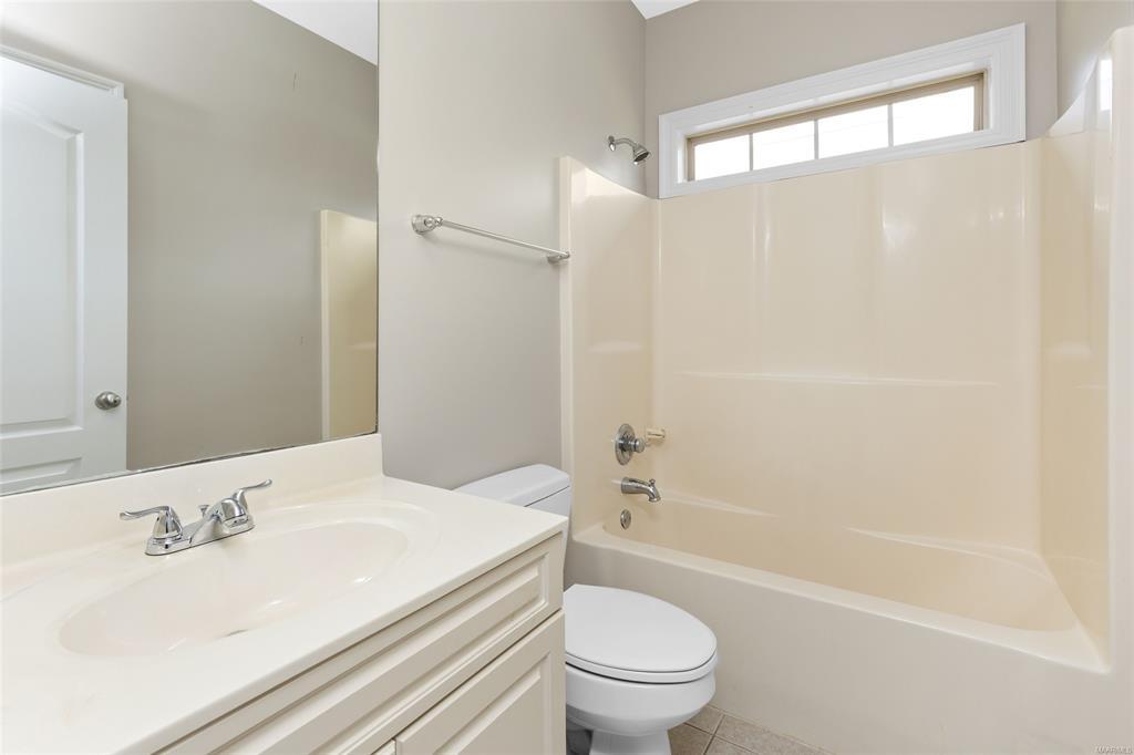 Building Photo - 9729 Helmsley Cir