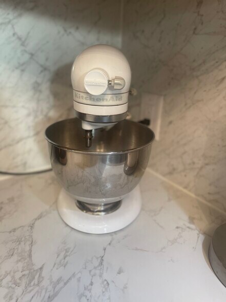 Building Photo - 1737-1/2 S 10th St