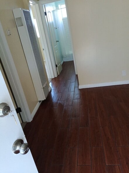 Building Photo - 2925 E Artesia Blvd
