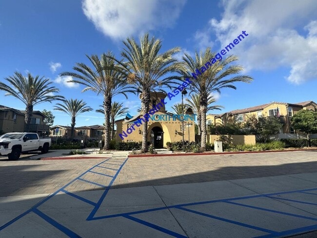 Building Photo - AVAILABLE NOW! Beautiful 4BR 3.5BA Home w/ Community Pool and Spa Access • Quartz Kitchen • 2-Car...