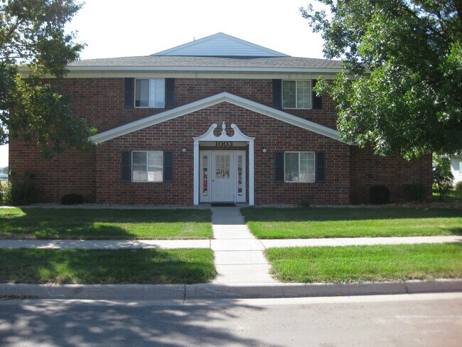 Primary Photo - 1001 Indiana Jones Ave