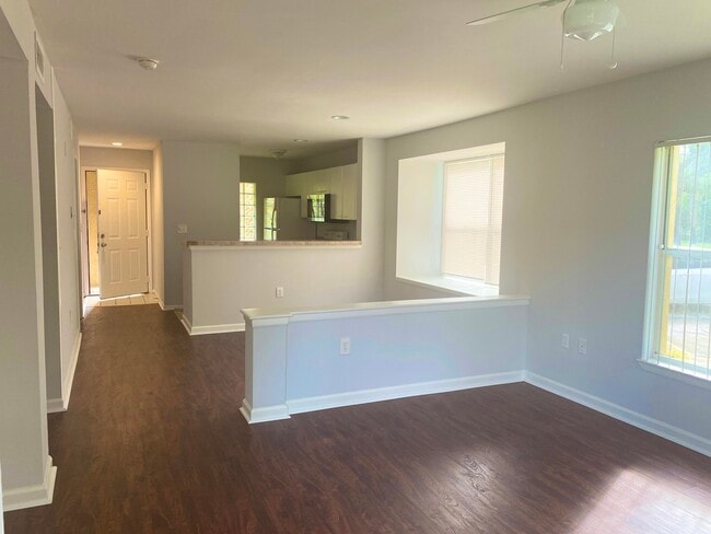 Building Photo - 4799 Via Palm Lakes