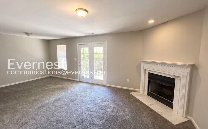 Building Photo - 128 Rocky Ridge Dr