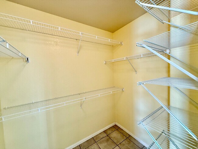 Building Photo - Spacious 4-Bedroom Home with Main level Li...