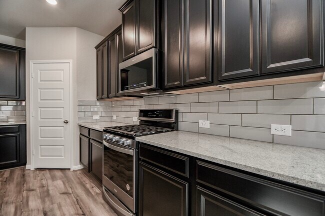 Building Photo - 21703 Reserve Ranch Trl